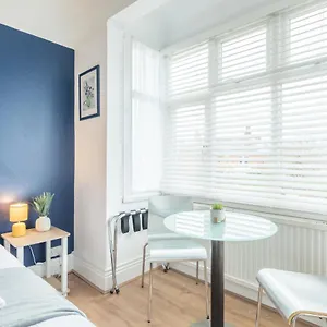 Private 4 With Kitchenette By Cb No Minimum Cambridge (Cambridgeshire)