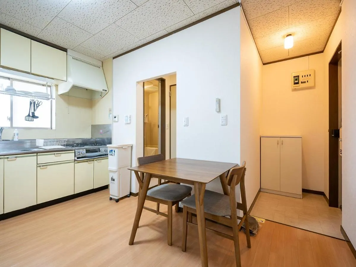 Apartment Maison Elegance Tokyo Japan